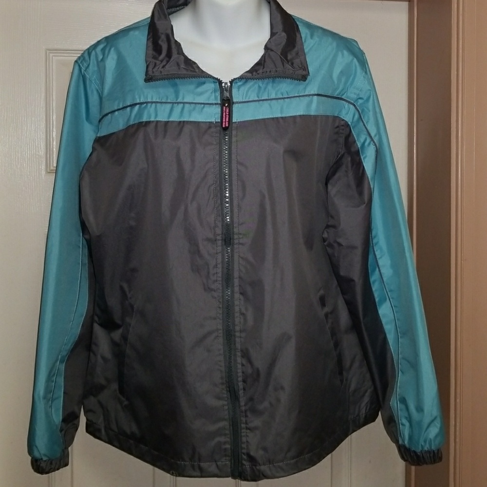Cold Storage windbreaker Size Large